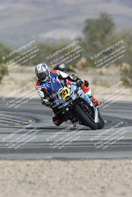 media/Jan-09-2026-Support Moto Racing (Fri) [[386df380ef]]/1-Racer Group/Practice 1 (Turn 5)/
